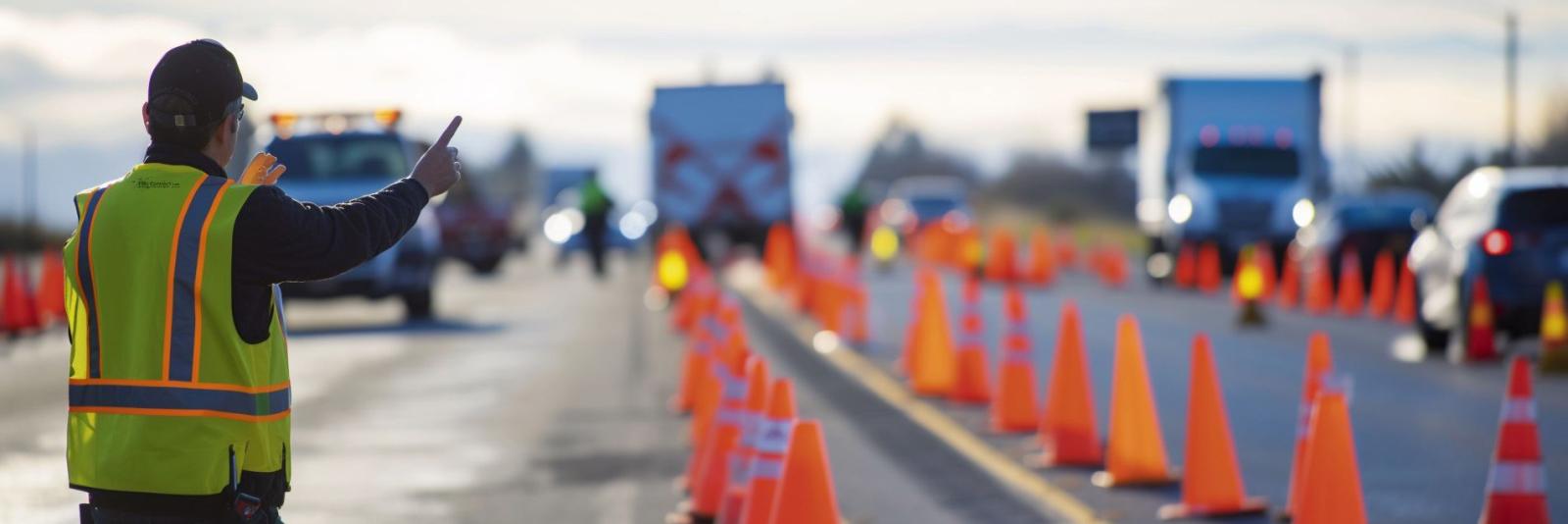 UNTERNEHMEN MÜSSEN SICHERSTELLEN, DASS BEI DER ZUSAMMENARBEIT MIT FREMDFIRMEN DIE VERKEHRSSICHERUNG GEWÄHRLEISTET IST